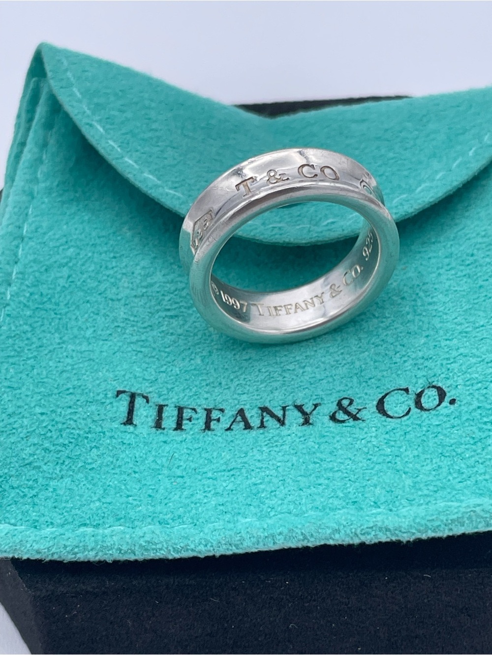 Tiffany & Co. 1837 Sterling Silver 925 Medium Band Ring 1997 Luxury Estate size6 - Picture 2 of 7